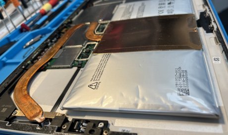 Remplacement de la batterie sur une Surface Pro 4
